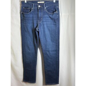 Levi’s Women’s Classic Straight Jeans Size 4 Dark Wash Blue Denim